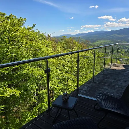 Z Pieknym Widokiem Na Gory *