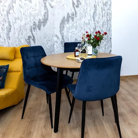 Z Pieknym Widokiem Na Gory