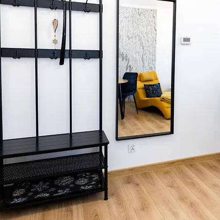 Z Pieknym Widokiem Na Gory Apartment