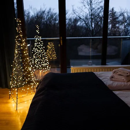 Z Pieknym Widokiem Na Gory